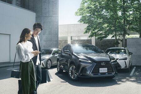 LEXUS NX Z ROKU MODELOWEGO 2024 Z JESZCZE WIĘKSZĄ LICZBĄ NOWOCZESNYCH TECHNOLOGII